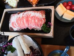 -湊湊火锅·茶憩(杭州湖滨银泰in77店)