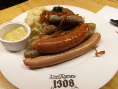 香肠拼盘-皇冠自酿啤酒坊(中国红街5号楼店)