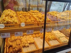 -聚利来食品(南戴河店)