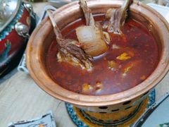 -毛辣果·贵州红酸汤牛肉火锅(西单店)