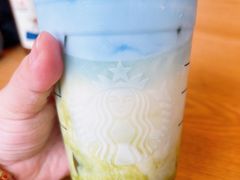 -星巴克臻选(上海合生汇1F店)