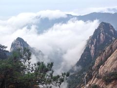 -披云山庄