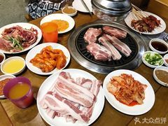 -33韩式自助烧烤(环城南路店)