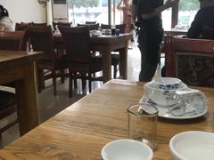 -溢心园香河肉饼总店