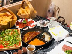 -热火朝天鲜切牛肉火锅(南强街巷店)