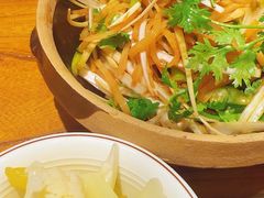 -泉畔人家·老济南经典鲁菜(大明湖店)