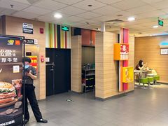 -麦当劳(南磨房店)