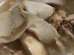 -菌海森林·非遗野生菌火锅(西山区滇池路摩根道店)