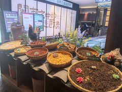 -西郊八号·山野江西菜(开发区店)