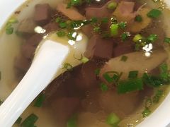 -月亮房·白斩鸡(娄山关路店)