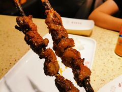 红柳枝烤羊肉串-红柳枝滩羊烧烤·银川非遗