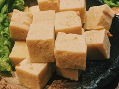 -老牌坊云南鱼豆花火锅(爱建店)