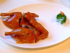 玻璃脆皮乳鸽-利苑酒家(金宝店)