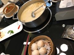 -煲王粤菜餐厅(中侨中心店)