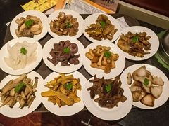 -天宜隆蘑菇宴火锅(石景山旗舰店)