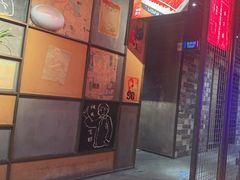 -琥珀老六龙虾(四里河店)