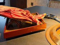 -铭牛烧肉·和牛海鲜自助(高新月牙湖店)
