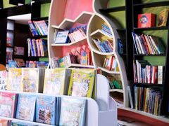 -钟书阁(松江泰晤士小镇店)