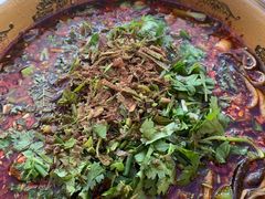 老板娘亲自拌匀的鳝丝-乐山第一家临江鳝丝(茶坊路店)