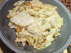 干锅手撕包菜-蜜桃餐厅·伴山(绿宝广场店)