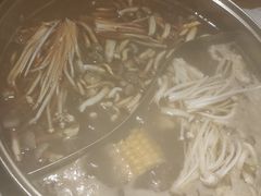 -呷哺呷哺 黄金牧场 (欢乐谷店)