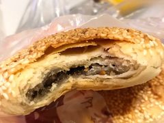 黑芝麻酥饼-朱记小郑酥烧饼(建康路店)
