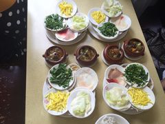 -桥香园云南过桥米线(金马碧鸡店)