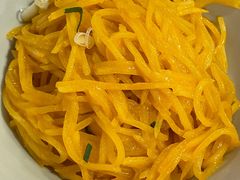 蟹黄咸蛋土豆丝-荆九爷爆炒桥头三嫩(云南北路店)