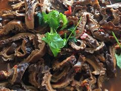 -溢心园香河肉饼总店