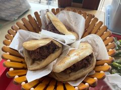 -闫家驴肉老店(华电一校店)