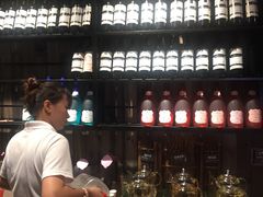 -领鲜活海鲜榴莲自助火锅(东门店)