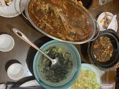 -临街徽菜馆·正宗黄山味