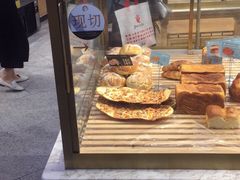 面包甜点陈列柜-美俪家族(江南摩尔店)