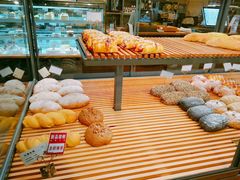 -焙丽拾光(麦凯乐直营店)
