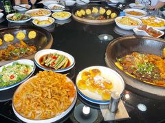 -鱼窝棚柴火铁锅炖(富山屯店)