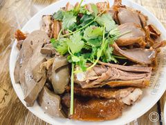 卤水拼盘-官塘鱻鱻鱼生