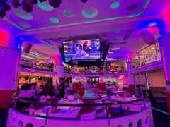 -巴特餐饮6加1音乐餐吧·新疆菜