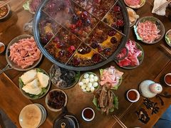 -白乐天毛肚火锅馆(南滨路店)