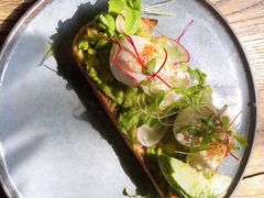 牛油果温泉蛋吐司-O'mills Sourdough Bakery&Bistro(永嘉路店)