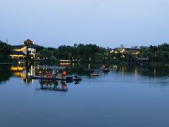 -茅山东方盐湖城景区