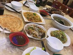 -维吾尔餐厅(宜山路店)