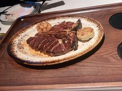 -Mogul Eatery·大亨餐酒馆