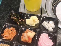 -烤路里·韩国品质自助烤肉(石路天虹4号店)
