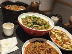 -万重锦·人文川菜馆(骡马市店)