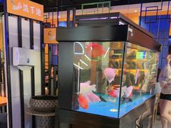 -钳小厨疯味1987肉蟹煲(美一城广场店)