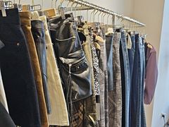 -眷顾自助服装工作室(中南金石国际广场A座店)