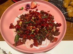 干椒迷迭香爆肥肠-甜阿姨·天台花园私房菜(万松园店)
