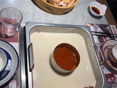 -尚尚仙·酸汤猪手·猪肚鸡火锅(华联万柳购物中心店)