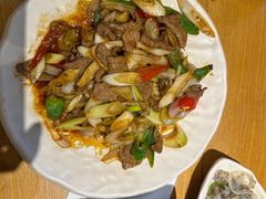 -隔壁老王·家常云南菜(花巷店)