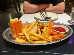 -洛缦音乐餐厅(工业展览馆万象城店)